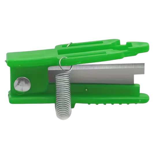 Thumb and Finger Gardening Scissors